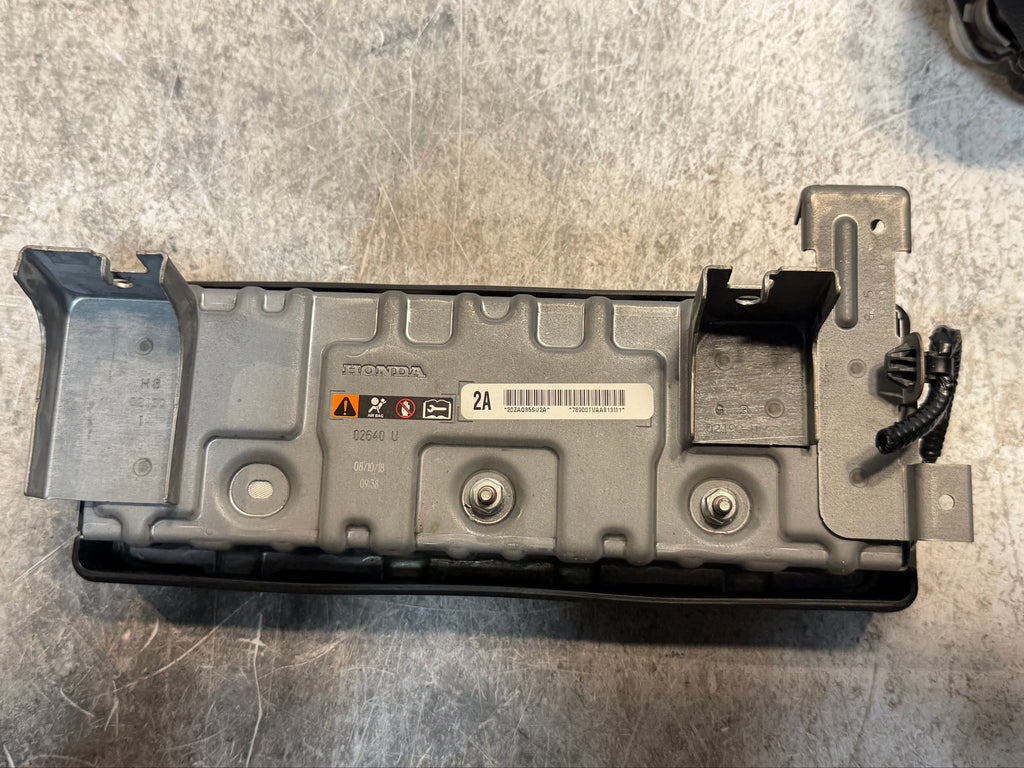 2018-2022 Honda Accord Steering Wheel Airbag W/ Driver Knee Airbag OEM